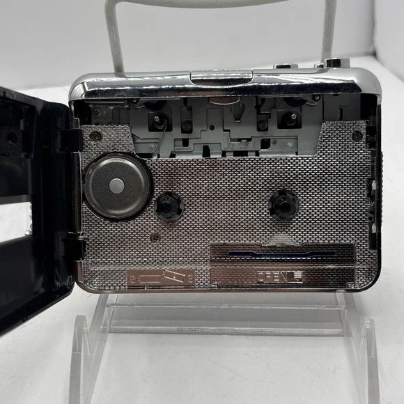 Cassette Tape To Cd Converter Via Usbportable Cassette Player Capture Tested - Picture 10 of 15